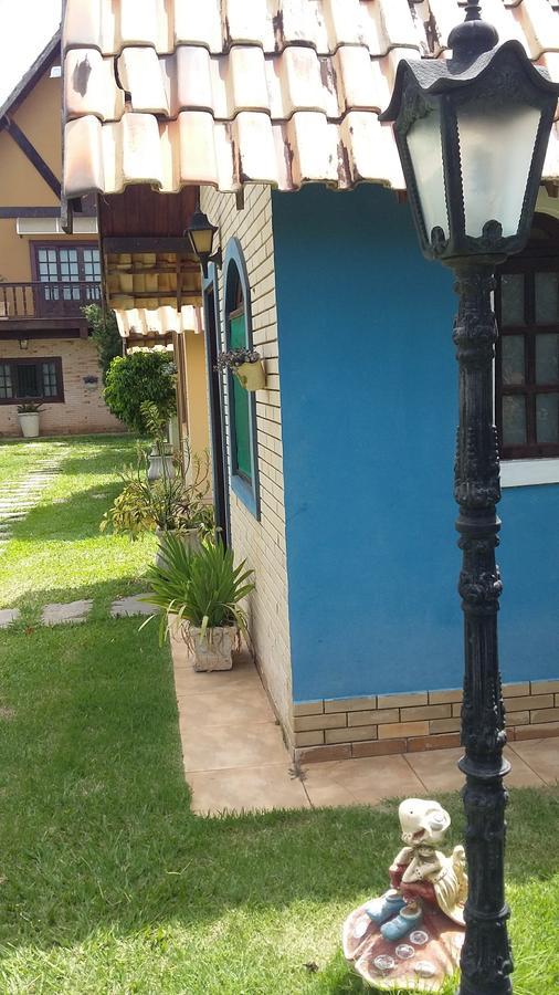 Hotel Pousada Dos Chales カンポス・ドス・ゴイタカゼス エクステリア 写真
